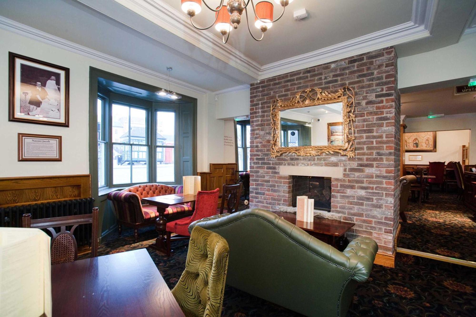 The Unicorn Hotel Wetherspoon リポン エクステリア 写真